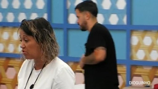 Crise de Ciúmes Marca a Relação de Marisa e Pedro Jorge na Casa