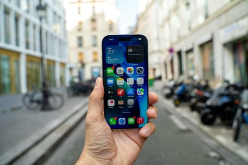 Le retour potentiel d'Intel comme fondeur pour les puces Apple Silicon