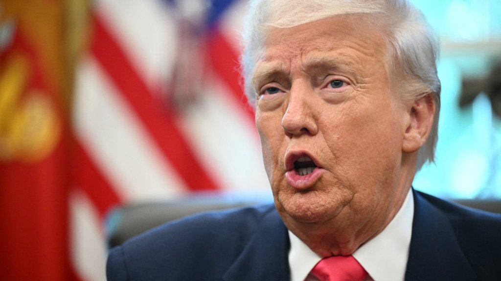 Guerra comercial de Trump intensifica-se com novas tarifas sobre China, Brasil e Índia