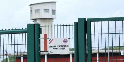 Permission de sortie d'un baron de la drogue : une décision de justice qui suscite une vive polémique