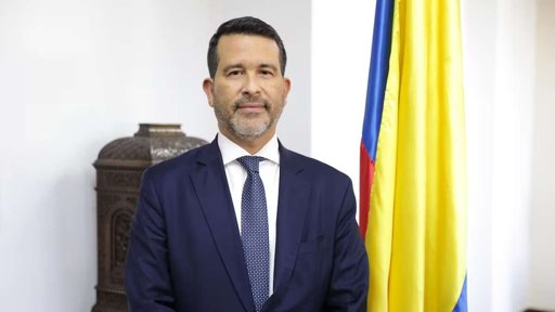 Juez ordena arresto domiciliario contra director de la DIAN por desacato a tutela