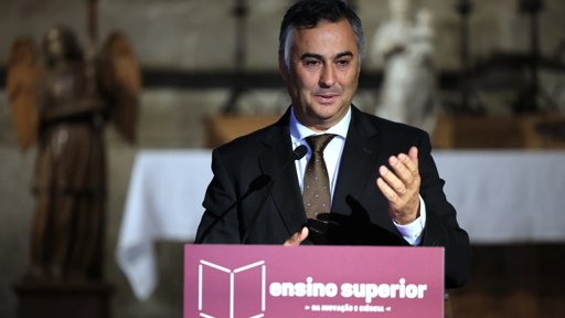 Aumento das Propinas e Dívidas Estudantis Marcam Debate no Ensino Superior