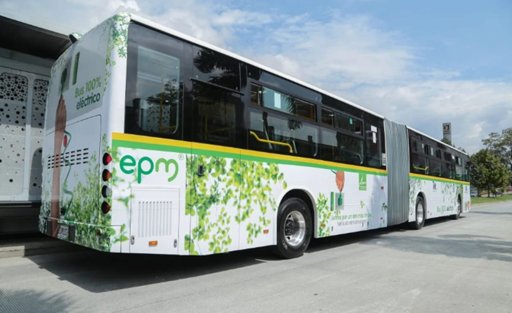 Reactivación del sistema Metrolínea con buses arrendados