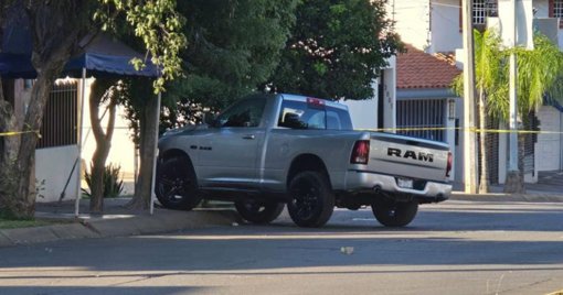 Asesinan a una joven de 25 años en un ataque de carro a carro en Culiacán