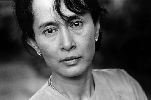 Agravamento do Estado de Saúde de Aung San Suu Kyi Gera Alerta Internacional