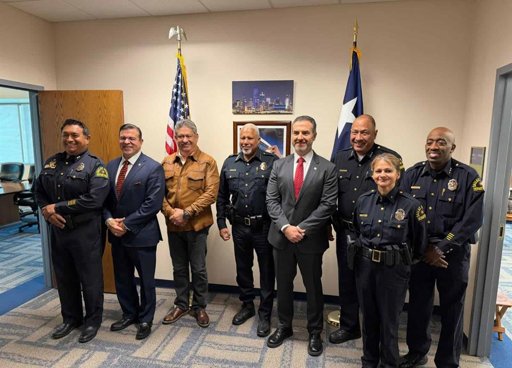 Alcalde de Monterrey fortalece lazos con Dallas para la seguridad del Mundial 2026