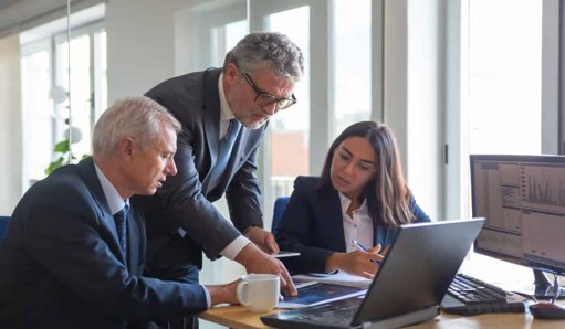 Mercados Globales en Asia y Europa Navegan entre el Optimismo y la Cautela