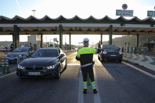 Parlamento Aprova Isenção de Portagens em Autoestradas do Interior