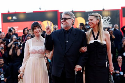La monumental ‘Frankenstein’ de Guillermo del Toro impacta en el Festival de Venecia