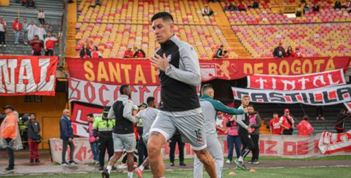 Emanuel Olivera confirma su continuidad en Santa Fe para la Libertadores 2026