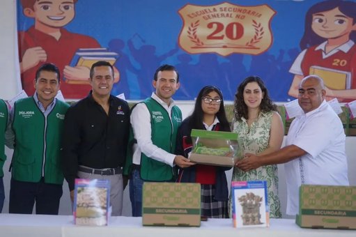 Gobierno de Coahuila concluye entrega masiva de útiles y uniformes escolares en los 38 municipios