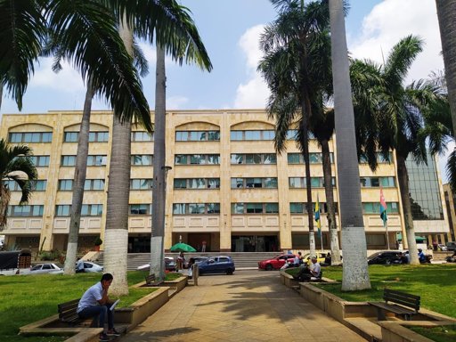 Contraloría detecta hallazgo fiscal de $1.320 millones en becas universitarias