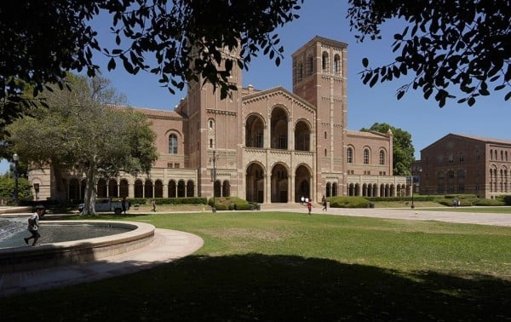 Administración Trump Enfrenta Demanda por Presión a Universidades