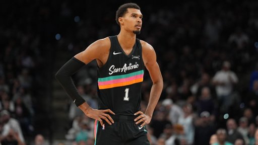 Coup d'arrêt pour Victor Wembanyama, blessé au mollet et absent plusieurs semaines