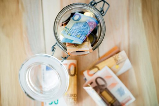 Alívio no IRS em 2026 beneficia todos os escalões e isenta salário mínimo