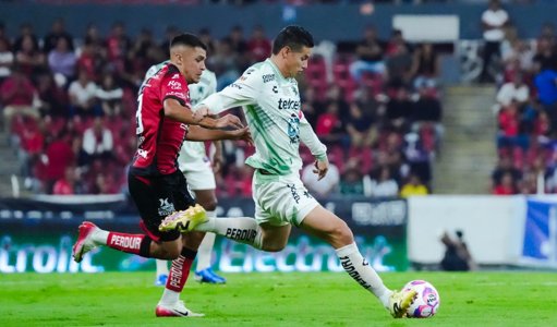 Señalado como “artífice del fracaso”: James recibe críticas por la crisis del León