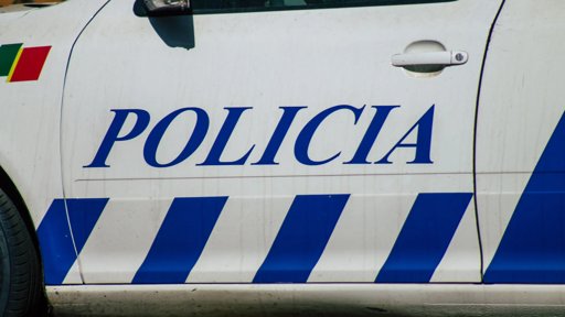 Operação da PSP na Baixa de Coimbra resulta em cinco detidos e apreensão de quatro mil doses de droga