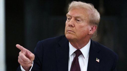 Trump Ameaça com Tarifas "Significativas" sobre Semicondutores para Impulsionar Produção nos EUA