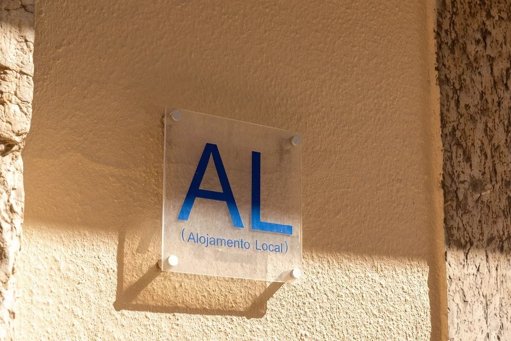 UE avança com plano de 150 mil milhões anuais para combater crise da habitação