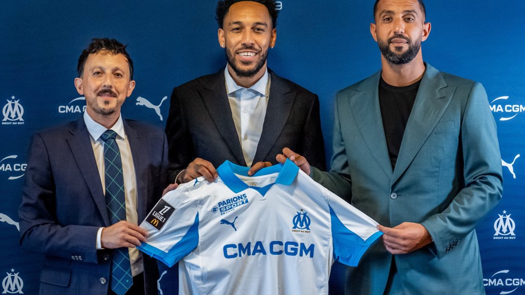 Marselha regressa à fase de liga da Liga dos Campeões e reforça-se com Aubameyang