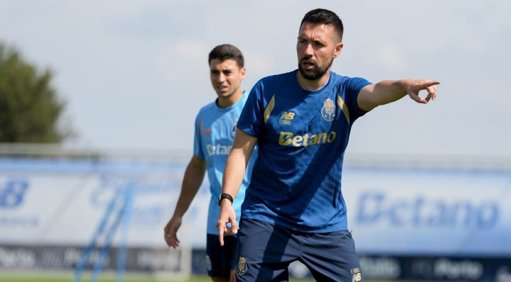 Pepê sofre traumatismo ocular e torna-se baixa de peso no FC Porto