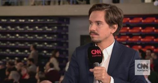 Greve Geral Contra Reforma Laboral Abala Governo e Expõe Dependência do Chega