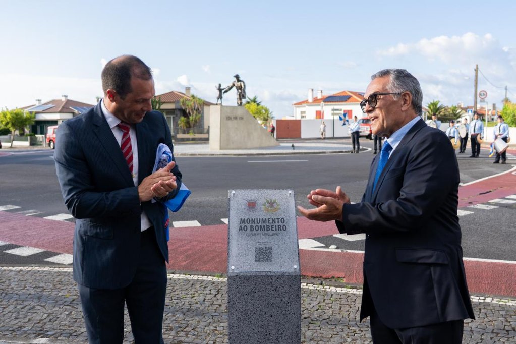 Ribeira Grande Presta Homenagem aos Seus Bombeiros com Monumento Público