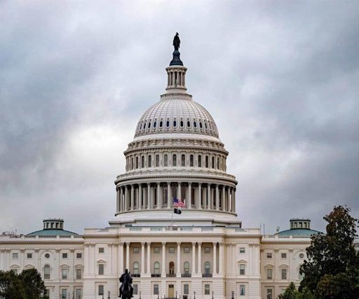 Cierre de gobierno en EE. UU. se prolonga en medio de disputas presupuestarias
