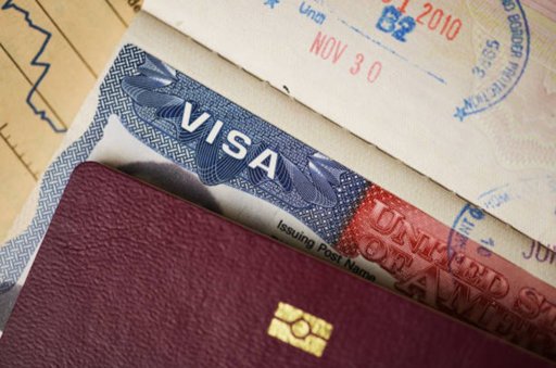 Aumento significativo de tarifas para visas de trabajo y turismo