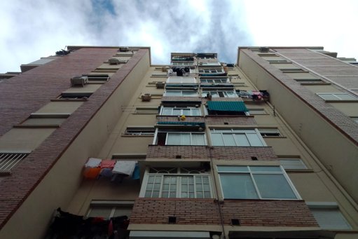 Ocupação ilegal de habitações do Estado revela falhas no parque público