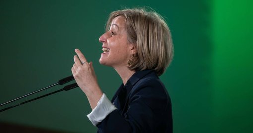 Anúncio de isenção de taxas moderadoras inexistentes gera críticas a Montenegro