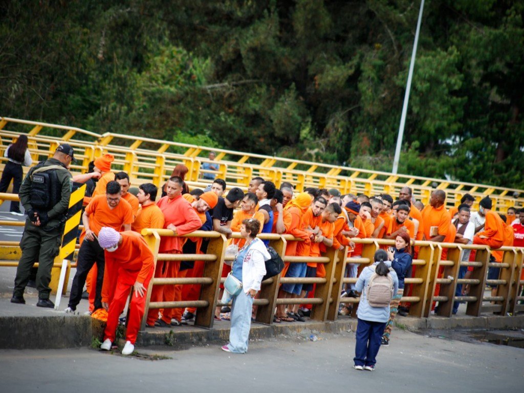 Crisis diplomática con Ecuador por deportación unilateral de presos colombianos