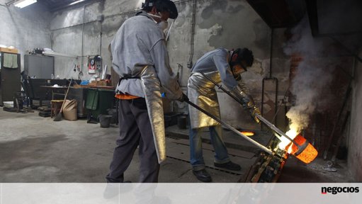 Rio Tinto Altera Estratégia de Alumínio Devido a Tarifas de 50% nos EUA