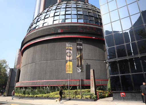 Bolsa Mexicana de Valores Cierra a la Baja por Nerviosismo Internacional