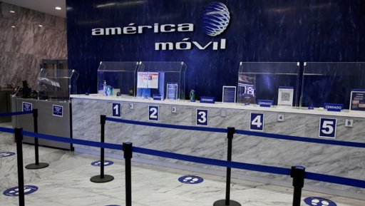 América Móvil y Entel Exploran Oferta Conjunta por Activos de Telefónica en Chile