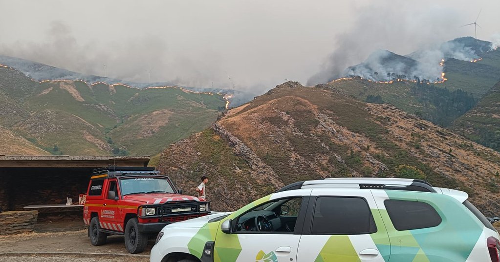 Comunidade de Mondim de Basto Elogiada por Voluntariado no Combate a Incêndios