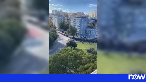 Cortejo fúnebre emocionante para Sérgio Caetano, chefe dos 'Diabos Vermelhos'