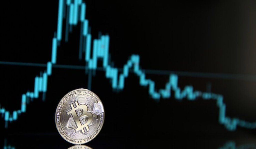 Volatilidad Extrema de Bitcoin: Alcanza Nuevo Máximo Histórico sobre los USD 124.000 y Sufre Fuerte Corrección