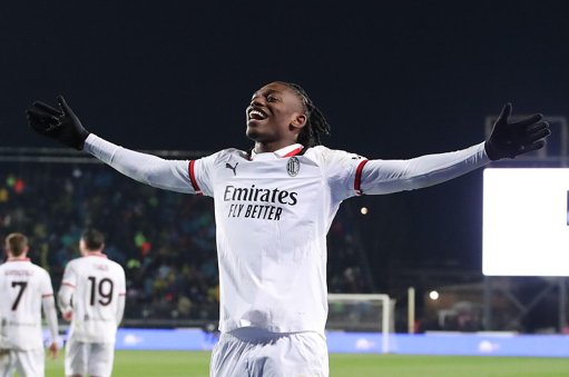 Rafael Leão Menciona Cristiano Ronaldo como Ídolo de Infância