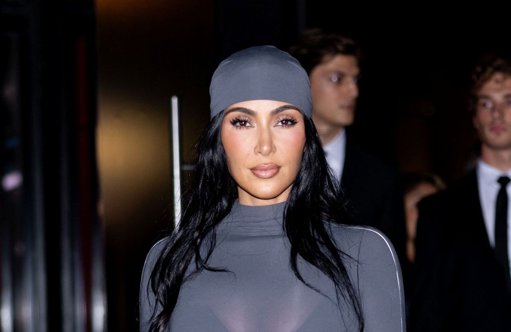 Kim Kardashian révèle un anévrisme et pointe le stress de son divorce avec Kanye West