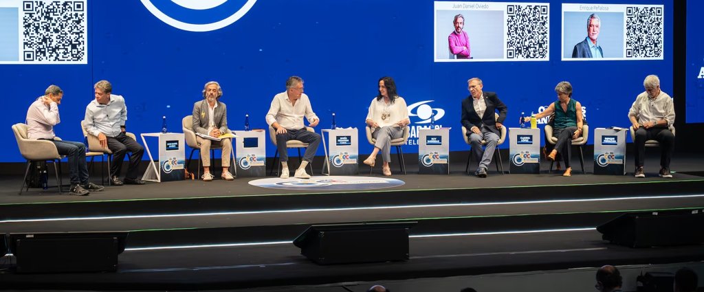 Precandidatos exponen sus propuestas de seguridad en el Congreso de la ANDI