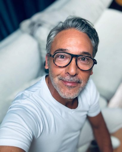 Diogo Infante celebra 39 anos de união com o marido Rui Calapez