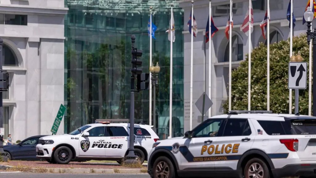 Conflicto con el Poder Judicial y Control de la Policía de D.C.