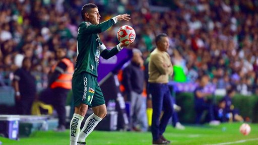 Despedida con asistencia de lujo y derrota: el último partido de James con León