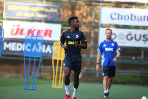 Nélson Semedo com paragem de duas a três semanas após lesão na Luz