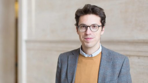 Trump Suspende Programa de Vistos por Sorteio Após Crime Violento