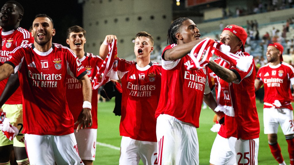 Sorteio do play-off dita possível confronto entre Benfica e Fenerbahçe de Mourinho