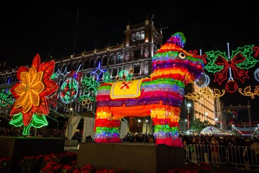 El Zócalo de la CDMX se Ilumina con el Festival Gratuito “Luces de Invierno”