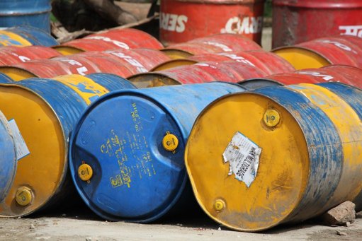 OPEP+ Anuncia Aumento de 137 Mil Barris Diários na Produção de Petróleo para Dezembro