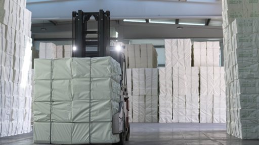 Política Tarifária dos EUA Impacta Negativamente Múltiplos Setores em Portugal e na Europa